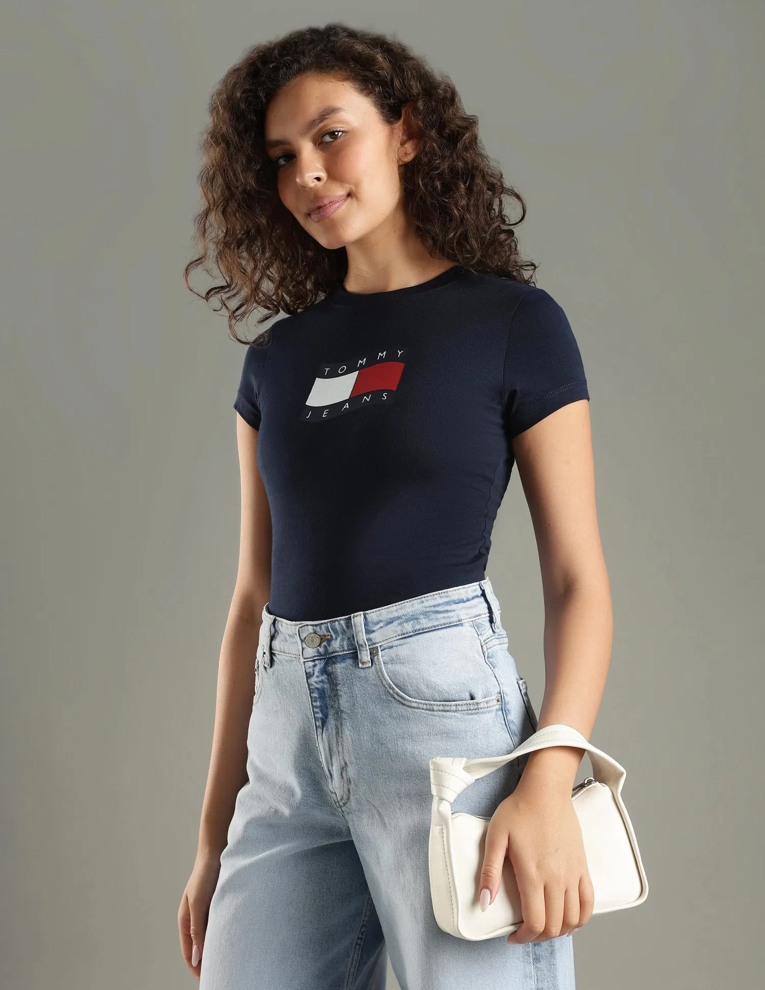 Tommy Hilfiger Women's Solid Regular Fit T-Shirt