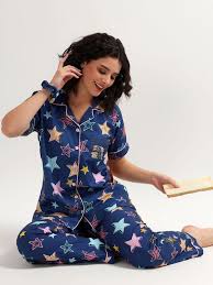 Shopbloom Pure Cotton Notched Collar Lips Don't Lie Print Short Sleeve Women's Night Suit Set with Pajama | Night Dress | Nightwear for Ladies