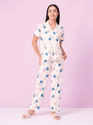 Sweet Dreams Women Pyjama Set