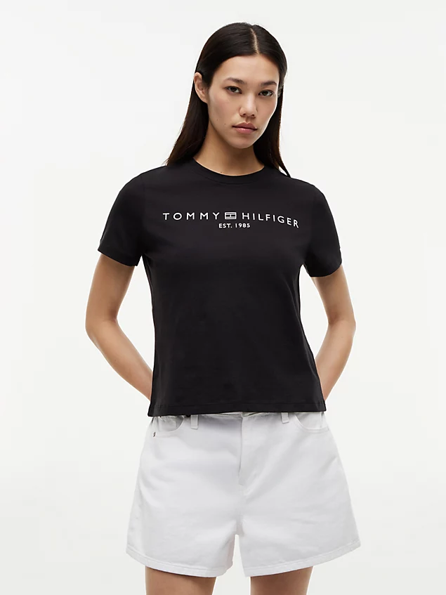 Tommy Hilfiger Women's Solid Regular Fit T-Shirt