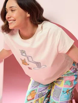 Sweet Dreams Women Printed Pyjama Set