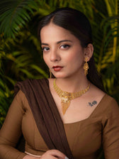 Mahika gold necklace set - Image 3