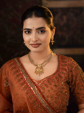 Vayara Necklace Set - Image 2